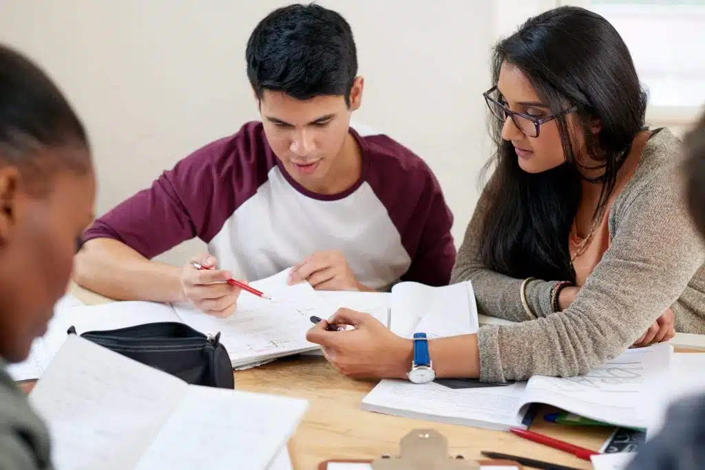 Preparación PCE – Programas de Acceso Universitario para Estudiar un Grado en España 2